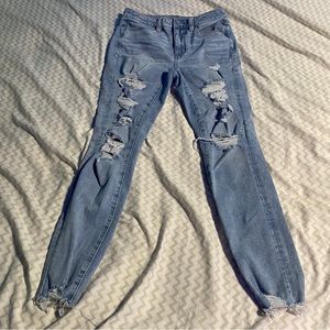 american eagle ripped skinny jeans